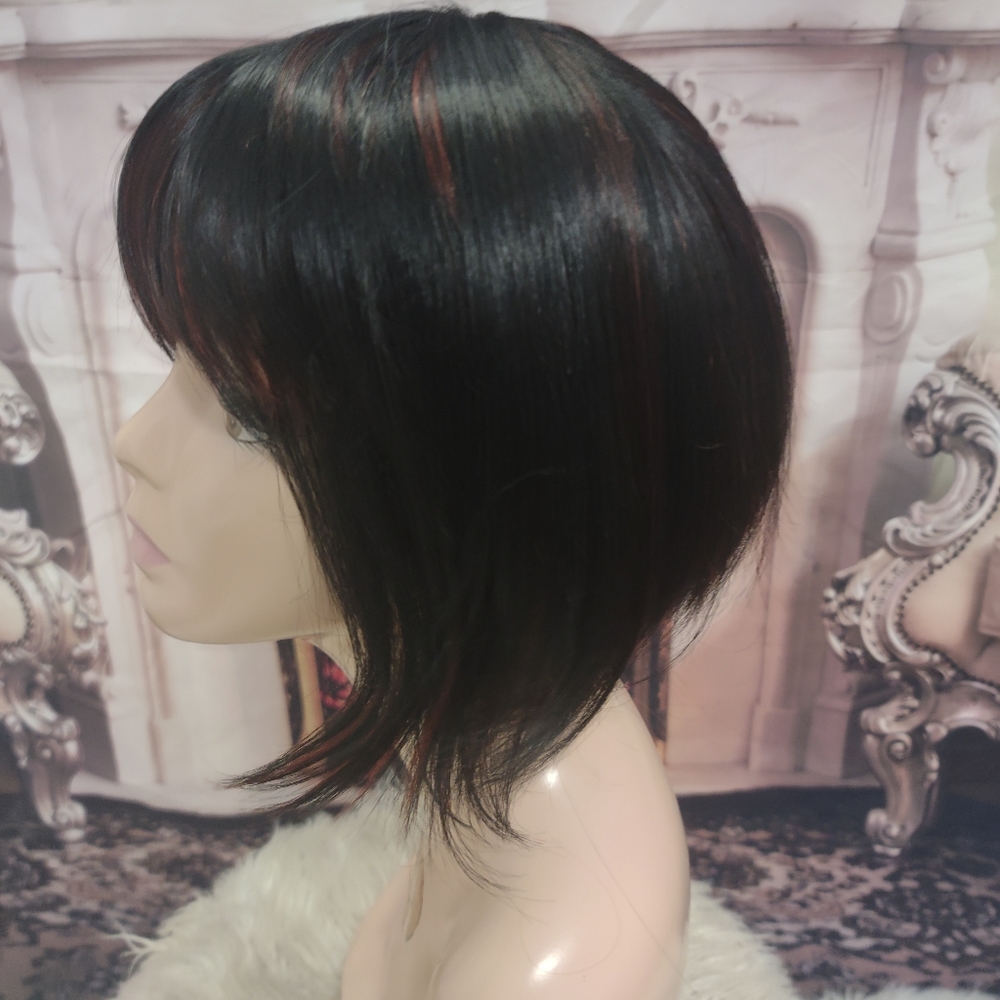 Wig - Picture 5 of 6